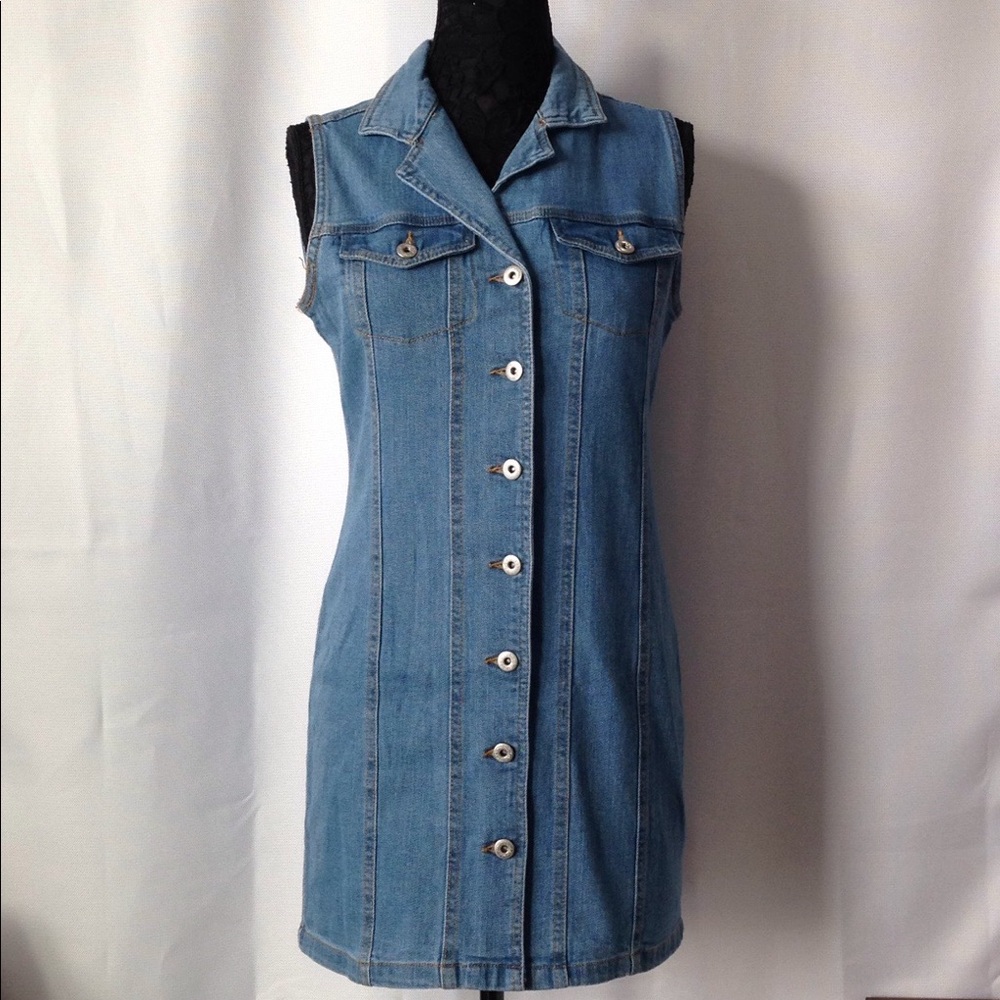 ⬇️$25 - Indigo Rein Denim Sleeveless Dress - NWT